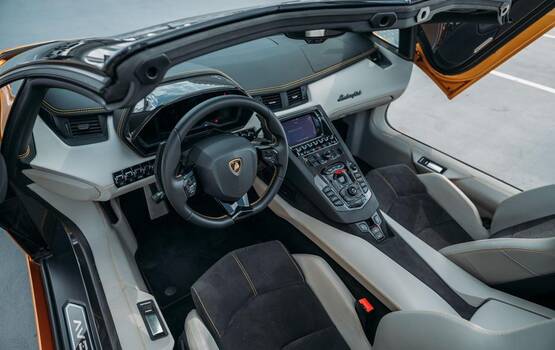 Lamborghini Aventador Roadster S rental in Dubai - CarHire24